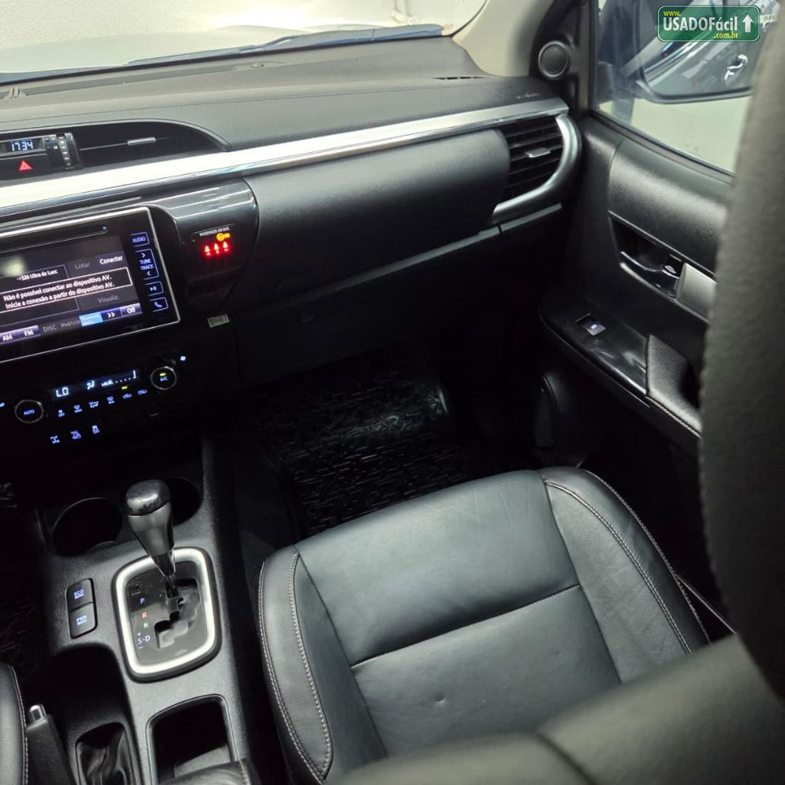 Toyota Hilux SRX CD 2.8 4x4 TDI Automático Diesel 2018/2018 — foto 11 de 28