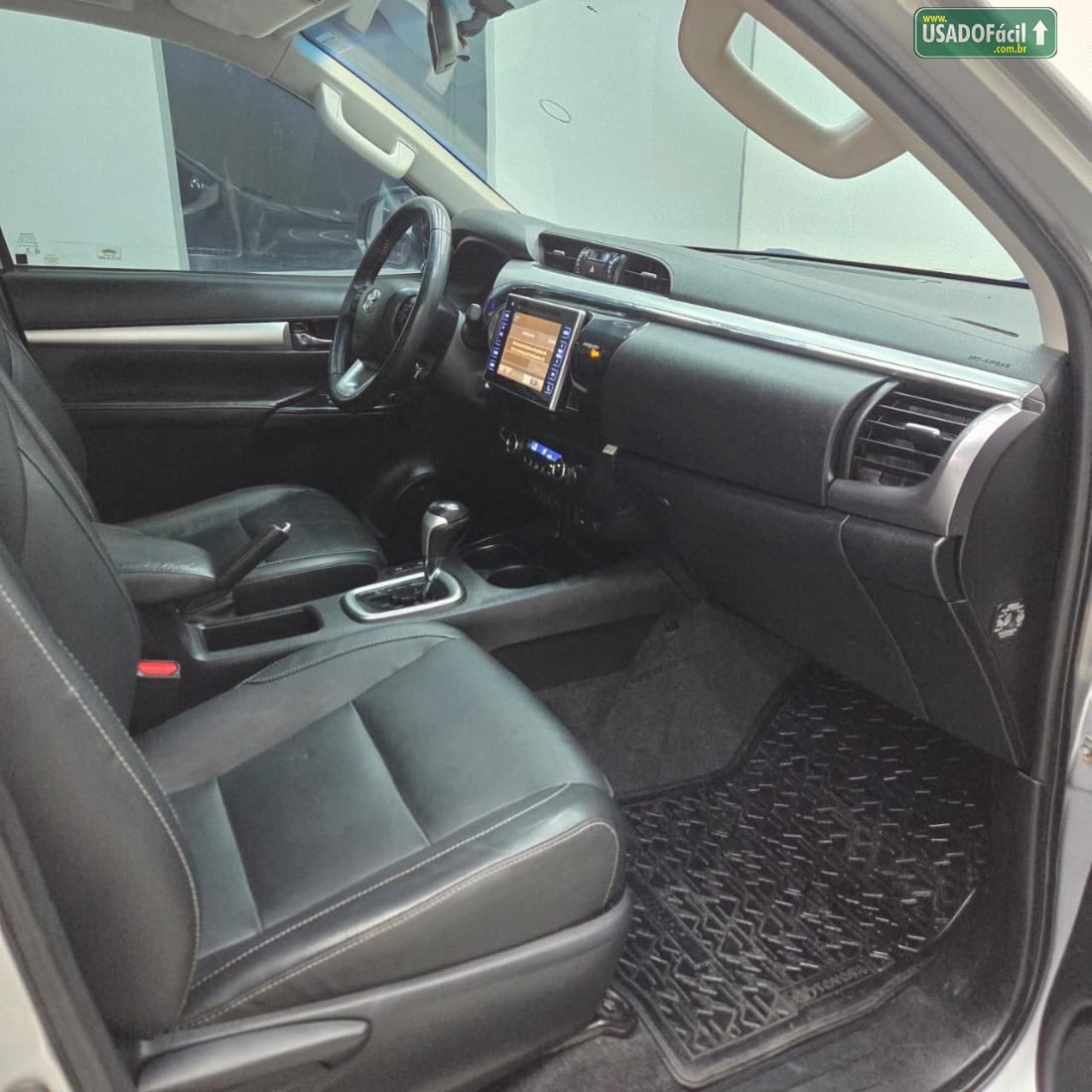 Toyota Hilux SRX CD 2.8 4x4 TDI Automático Diesel 2018/2018 — foto 13 de 28