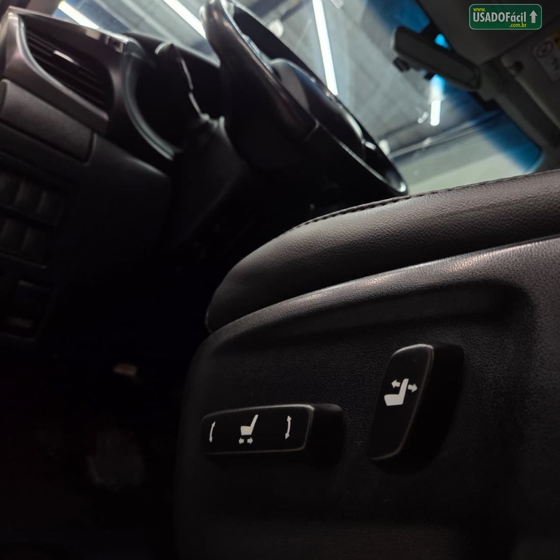 Toyota Hilux SRX CD 2.8 4x4 TDI Automático Diesel 2018/2018 — foto 14 de 28