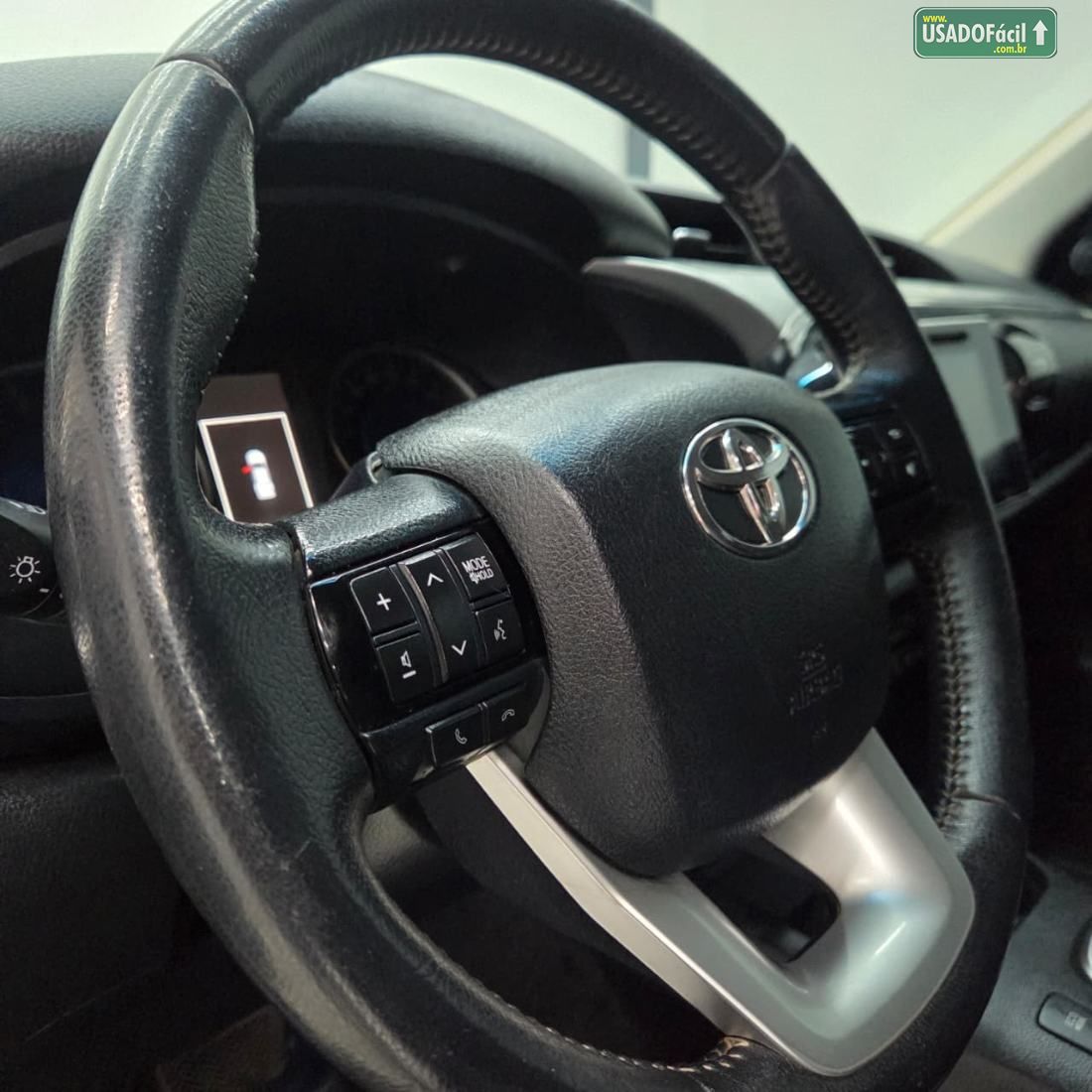 Toyota Hilux SRX CD 2.8 4x4 TDI Automático Diesel 2018/2018 — foto 15 de 28