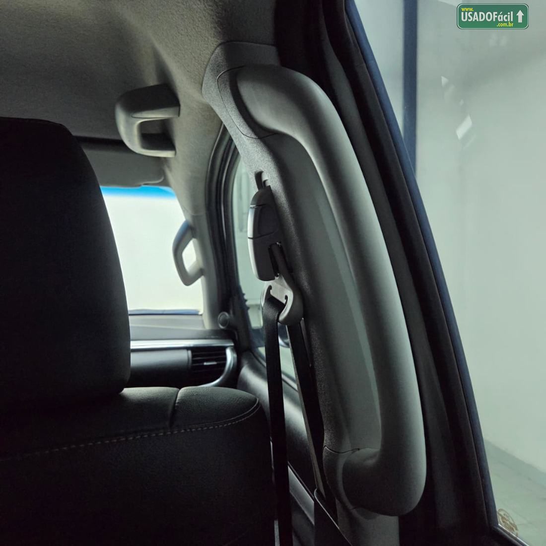 Toyota Hilux SRX CD 2.8 4x4 TDI Automático Diesel 2018/2018 — foto 27 de 28