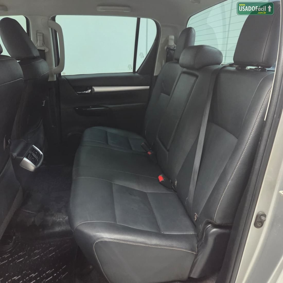 Toyota Hilux SRX CD 2.8 4x4 TDI Automático Diesel 2018/2018 — foto 8 de 28