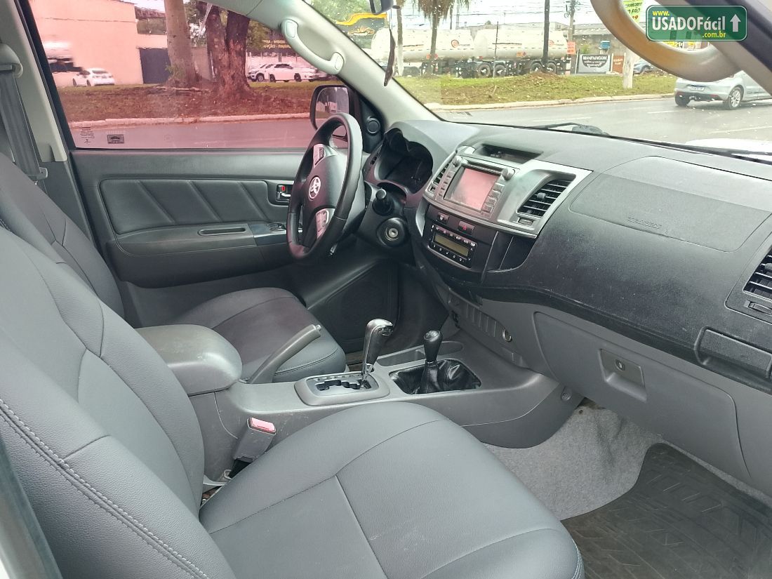 Toyota Hilux SW4 SRV D4-D 3.0 4x4 TDI Automático Diesel 2014/2014 — foto 8 de 8