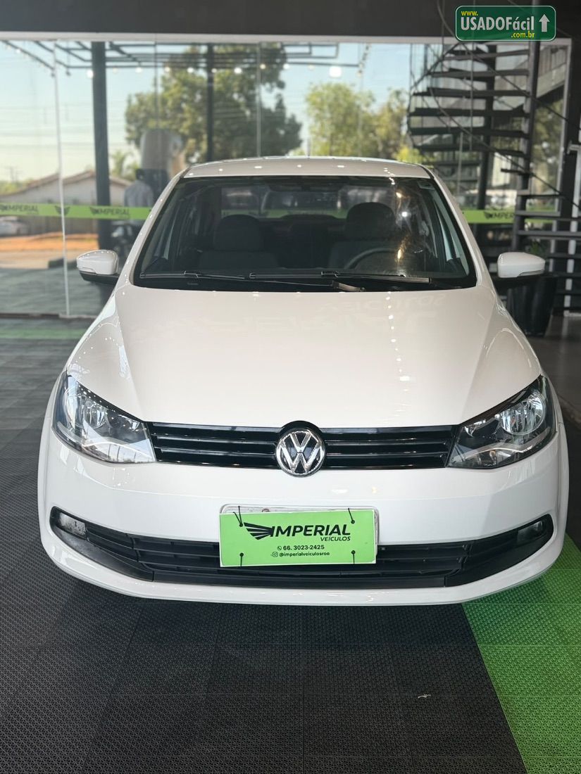 Volkswagen Voyage Comfortline 1.6 Total Flex 2014/2015 — foto 3 de 12