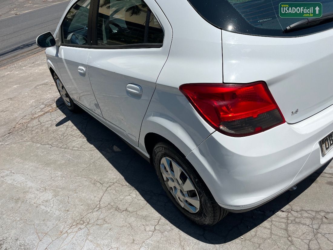 CHEVROLET/GM Onix Hatch LT 1.4 Mecânico Flex 2012/2013 — foto 4 de 9