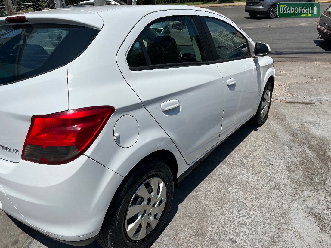 CHEVROLET/GM Onix Hatch LT 1.4 Mecânico Flex 2012/2013 — foto 5 de 9