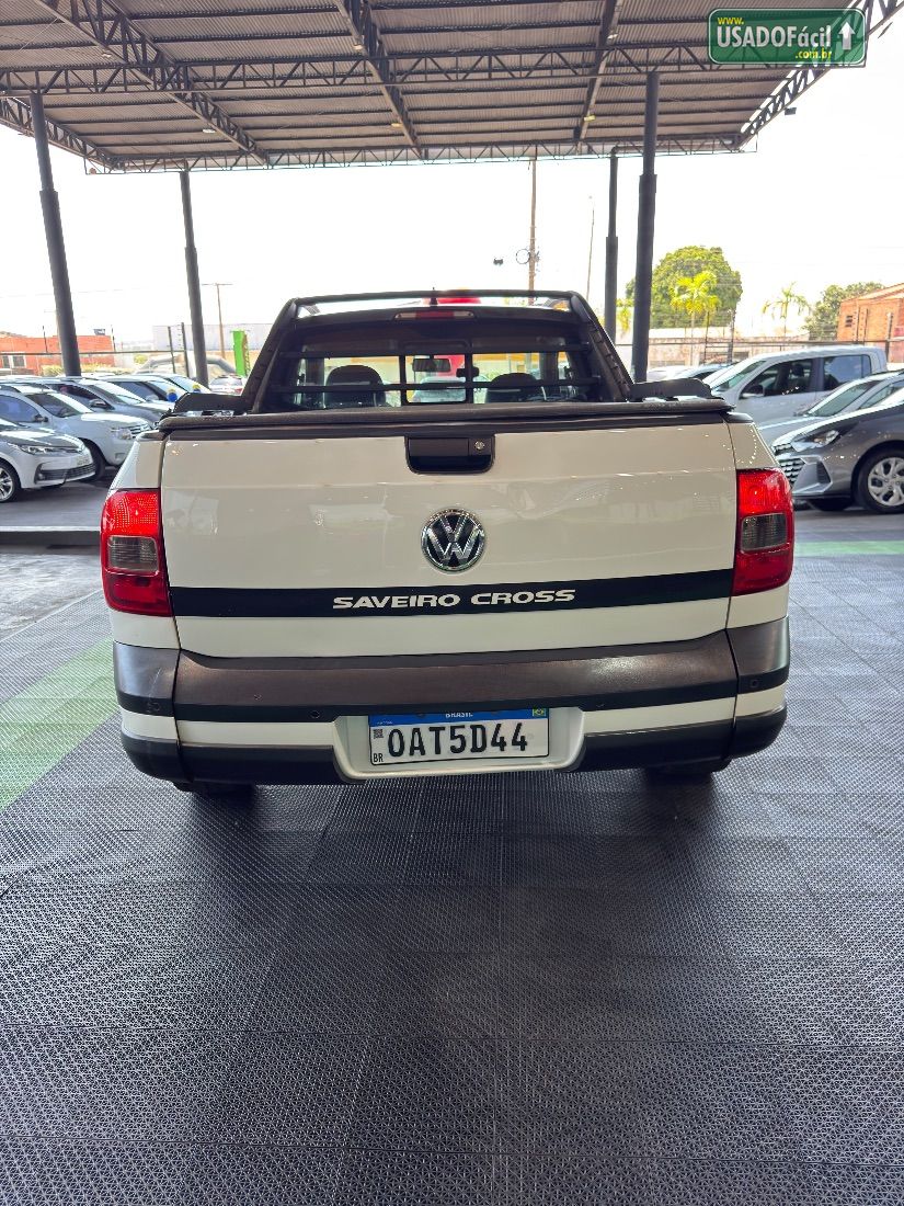 Volkswagen Saveiro Cross CE 1.6 Total Flex 2013/2014 — foto 4 de 12