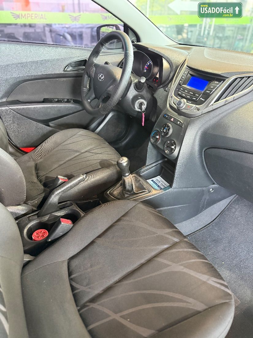 Hyundai HB20 Hatch Comfort Plus 1.0 Flex 2013/2014 — foto 11 de 12