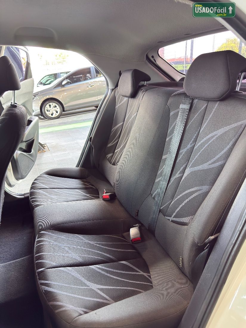 Hyundai HB20 Hatch Comfort Plus 1.0 Flex 2013/2014 — foto 8 de 12