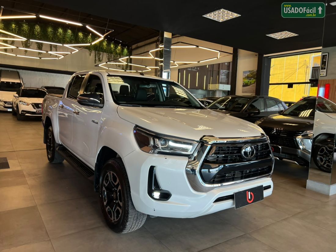 Toyota Hilux SRX CD 2.8 4x4 TDI Automático Diesel 2025/2025 — foto 3 de 13