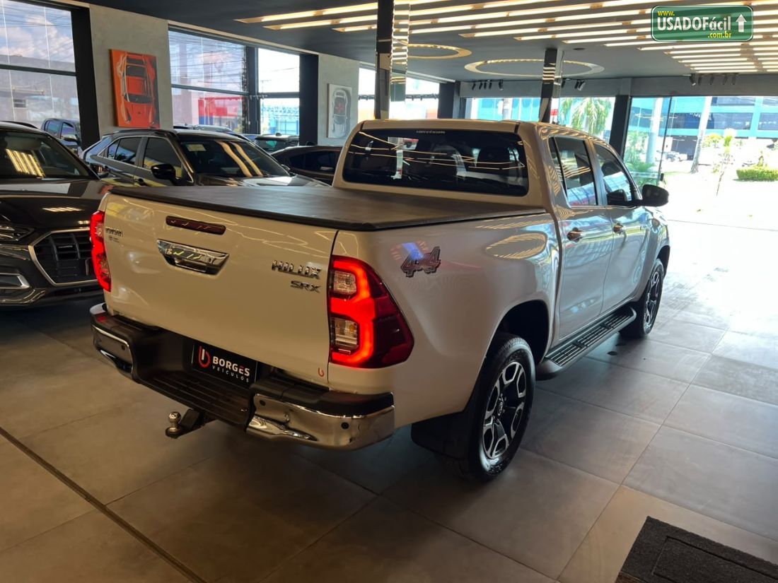 Toyota Hilux SRX CD 2.8 4x4 TDI Automático Diesel 2025/2025 — foto 7 de 13