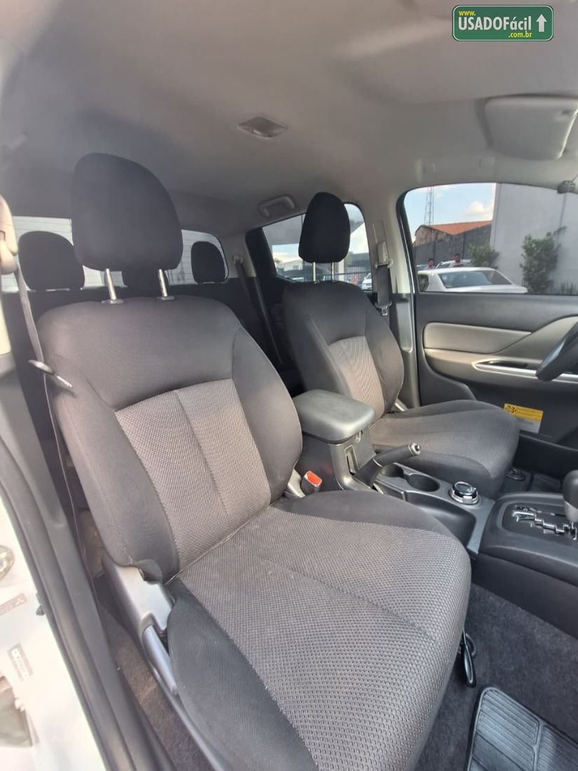Mitsubishi L200 Triton Sport GLS CD 2.4 Automático Diesel 2023/2024 — foto 15 de 18