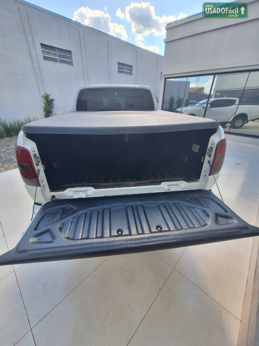 Mitsubishi L200 Triton Sport GLS CD 2.4 Automático Diesel 2023/2024 — foto 16 de 18