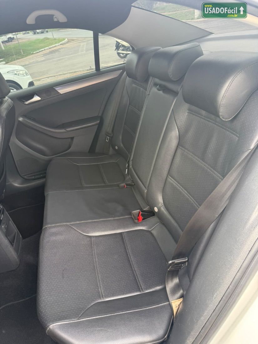 Volkswagen Jetta 250 TSI 1.4 Automático Flex 2017/2018 — foto 4 de 6