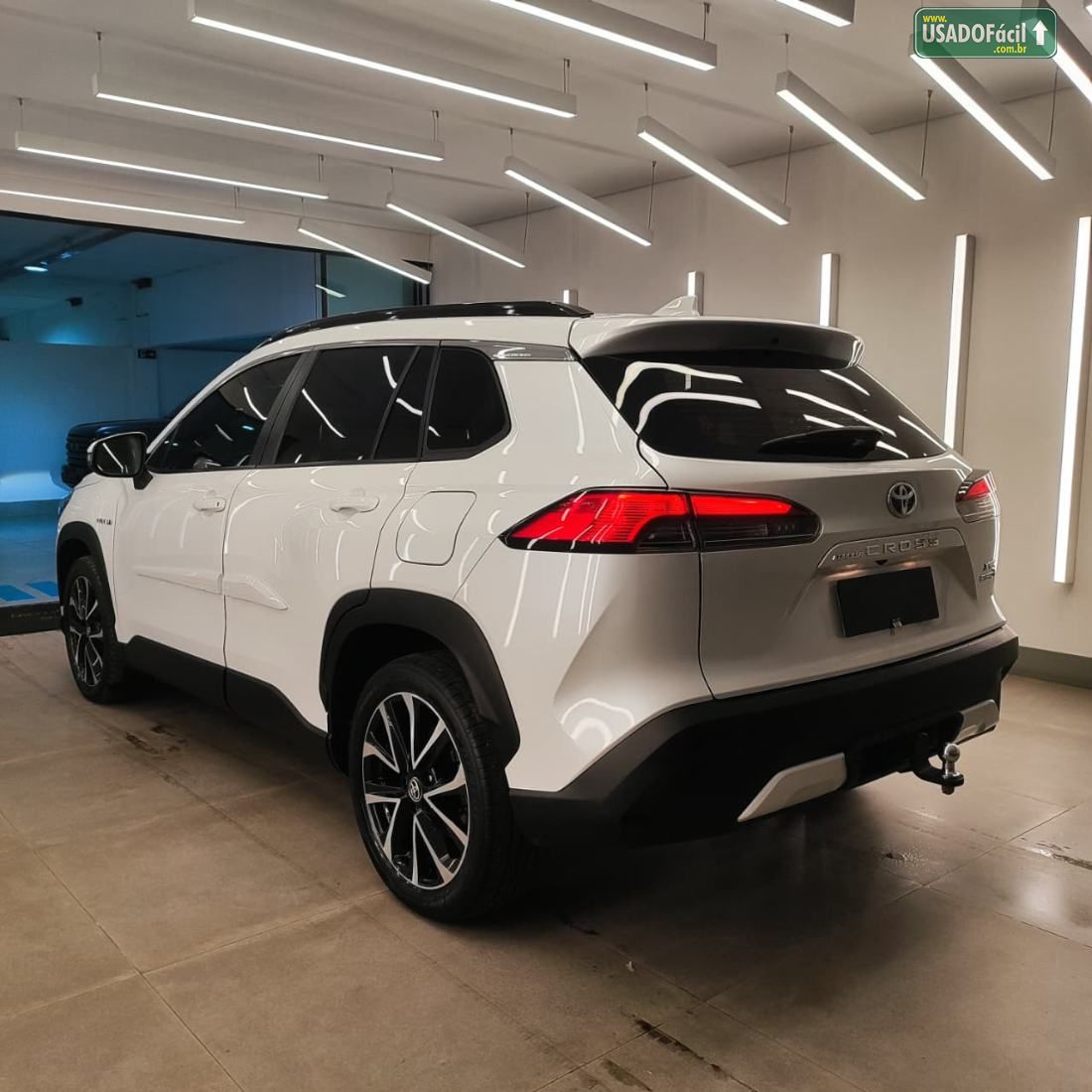 Toyota Corolla Cross XRX 1.8 Automático Híbrido 2023/2024 — foto 6 de 13