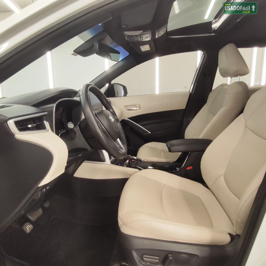 Toyota Corolla Cross XRX 1.8 Automático Híbrido 2023/2024 — foto 8 de 13