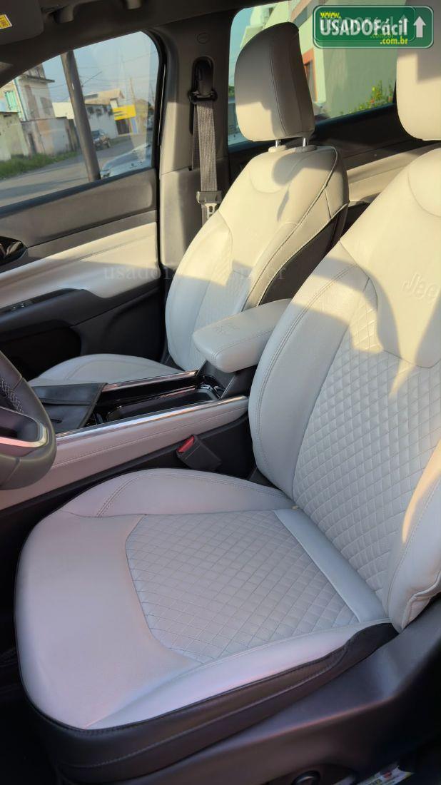 Jeep Commander Overland T270 1.3 Turbo Automático Flex 7 Lugares 2023/2023 — foto 10 de 10