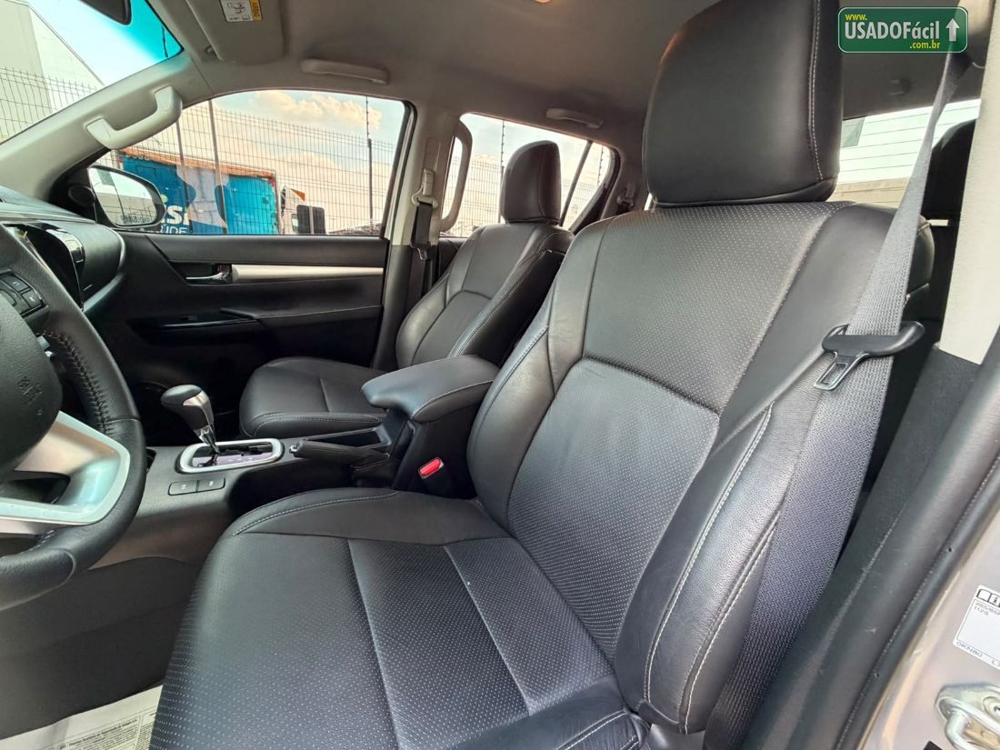 Toyota Hilux SR CD 2.8 4X4 TDI Automático Diesel 2024/2025 — foto 11 de 15