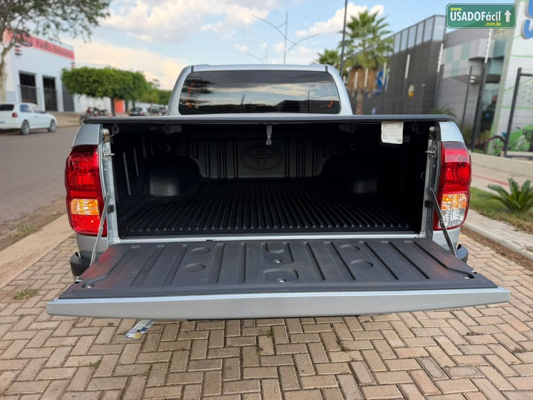 Toyota Hilux SR CD 2.8 4X4 TDI Automático Diesel 2024/2025 — foto 6 de 15