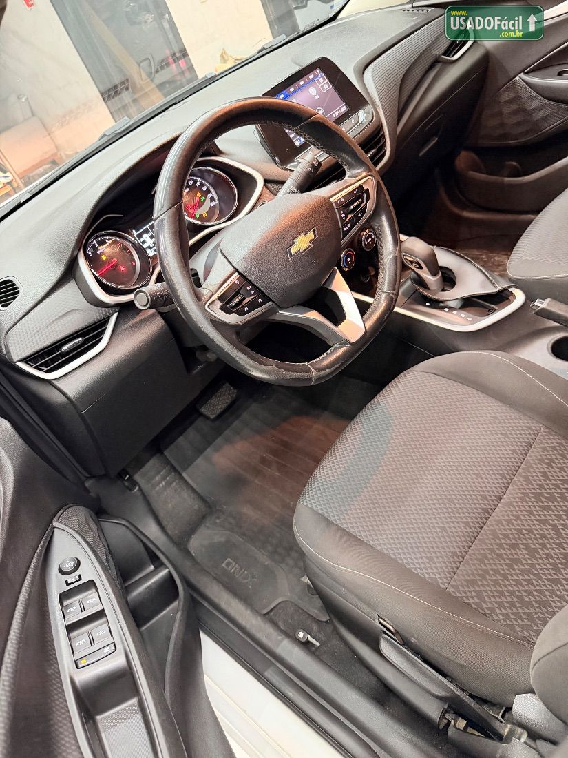 CHEVROLET/GM Onix Hatch 1.0 Turbo Automático 2020/2020 — foto 10 de 11