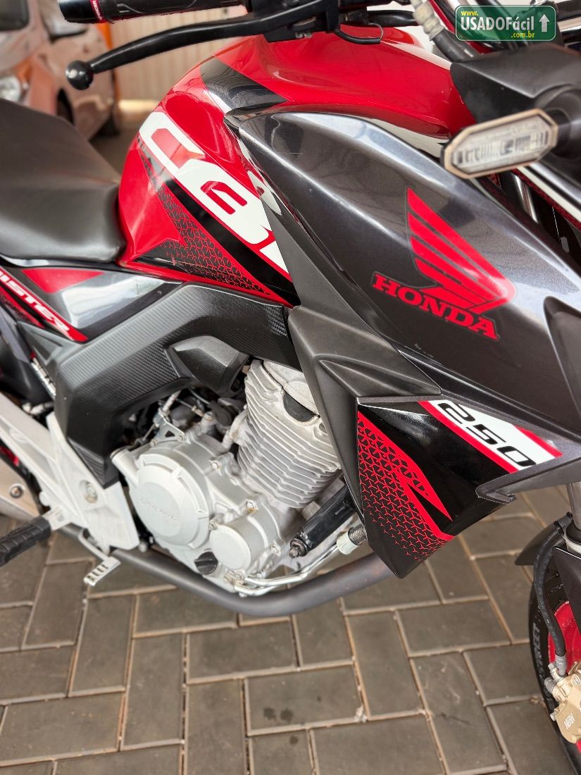 Honda CB 250 Twister 2020/2020 — foto 6 de 7