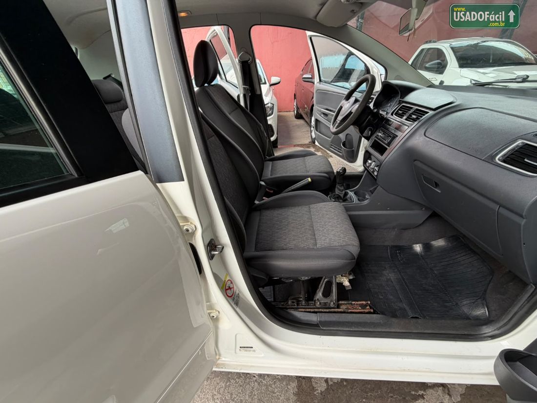 Volkswagen Fox 1.6 Mi 4P Total Flex 2012/2013 — foto 12 de 19