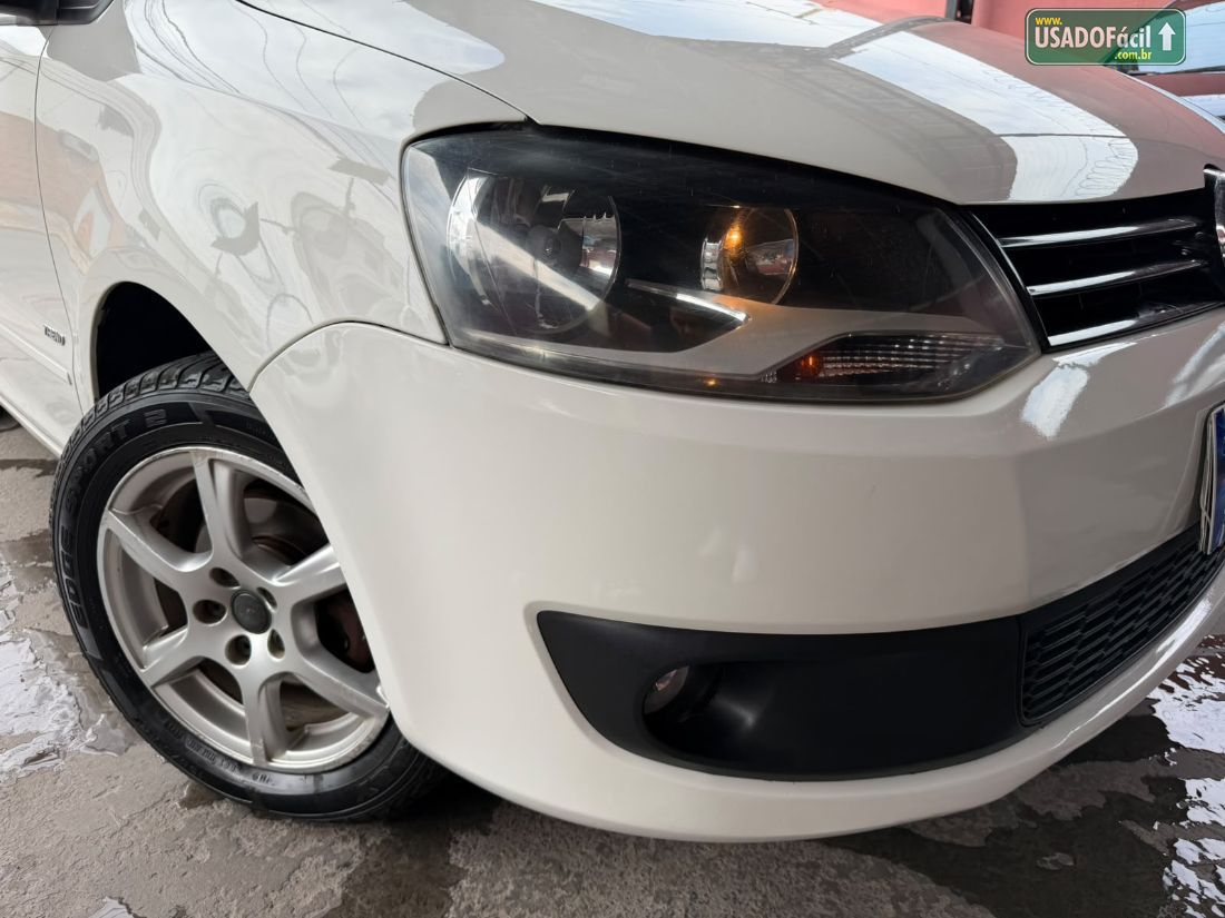 Volkswagen Fox 1.6 Mi 4P Total Flex 2012/2013 — foto 17 de 19