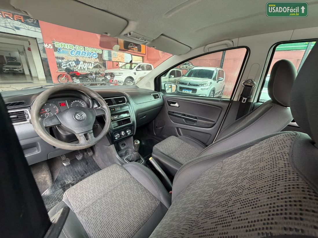 Volkswagen Fox 1.6 Mi 4P Total Flex 2012/2013 — foto 8 de 19