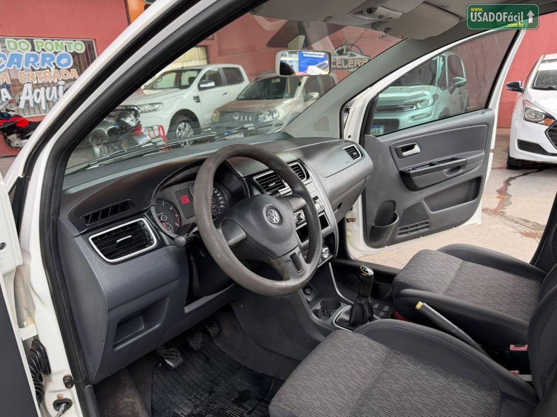 Volkswagen Fox 1.6 Mi 4P Total Flex 2012/2013 — foto 9 de 19