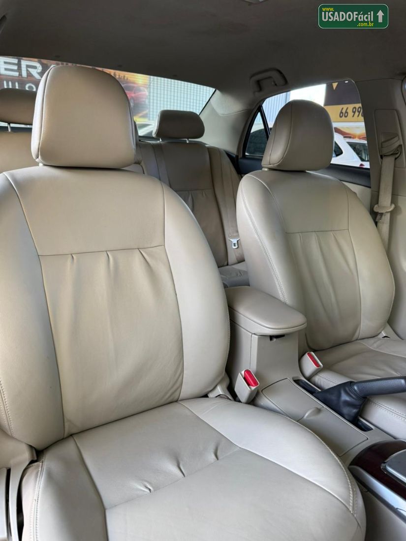 Toyota Corolla Altis 2.0 Automático Flex 2013/2013 — foto 8 de 11