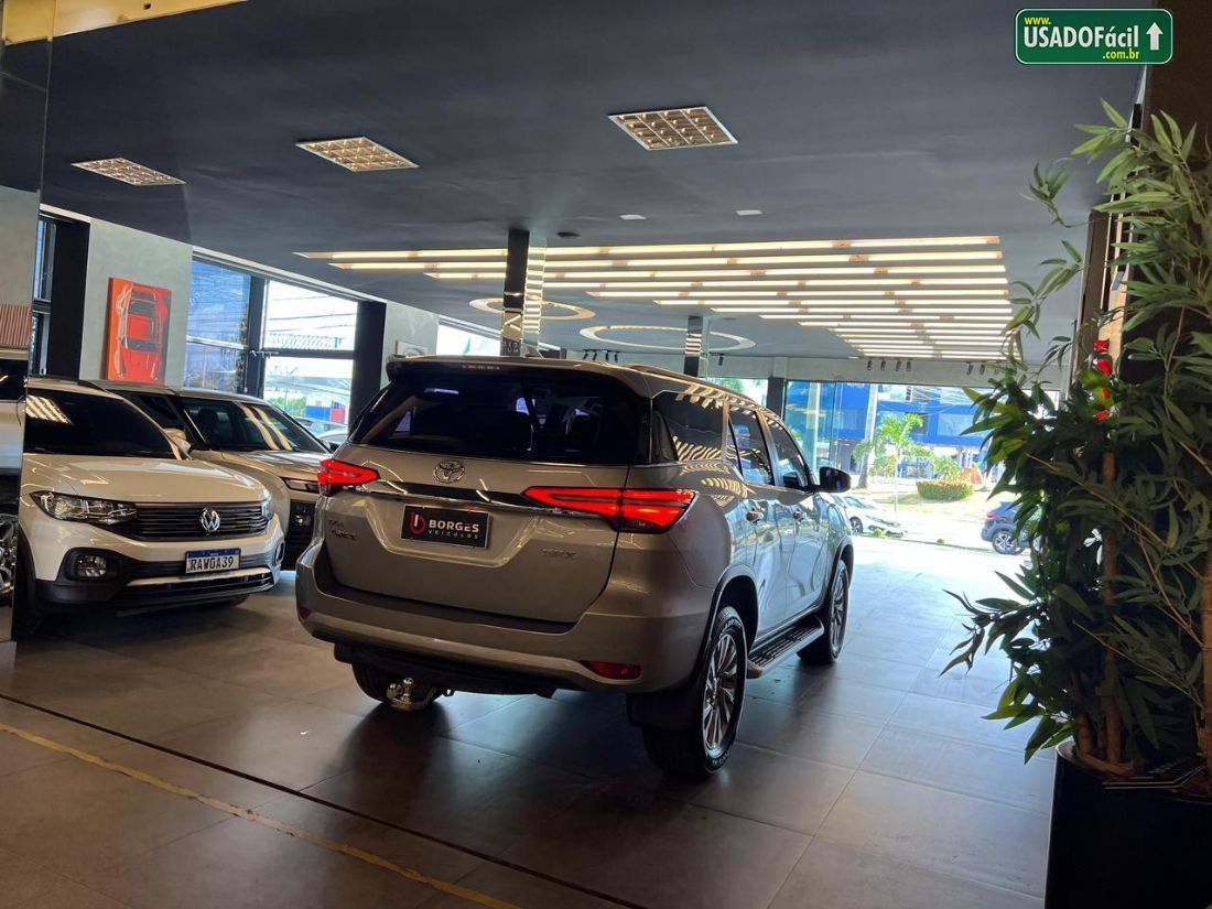 Toyota Hilux SW4 SRX 2.8 4x4 TDI Automático Diesel 2022/2022 — foto 4 de 14