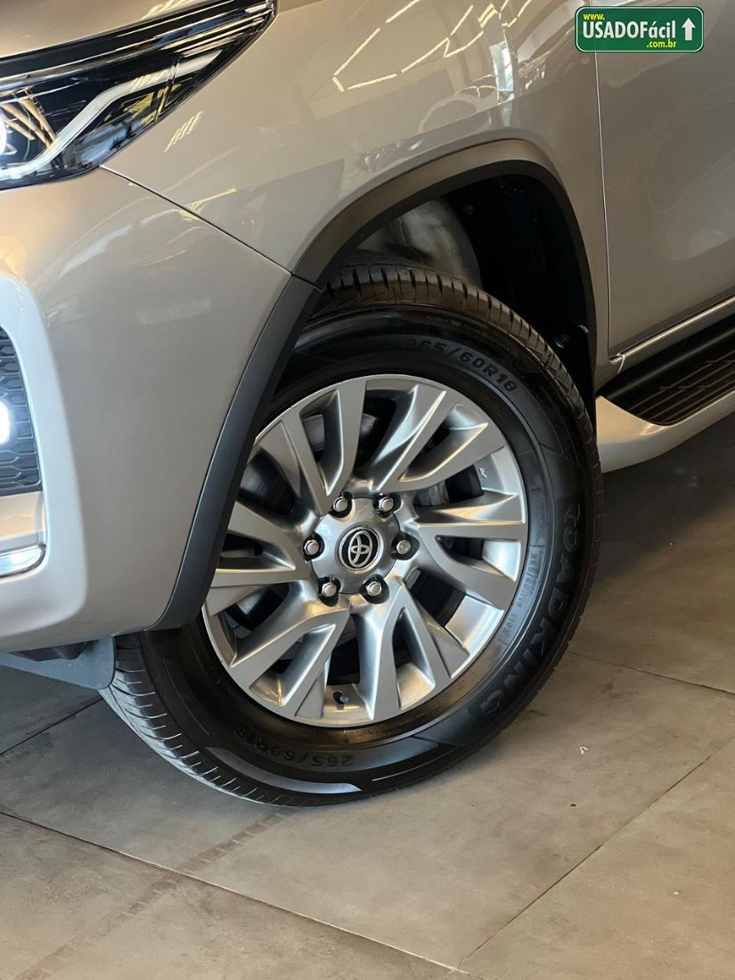 Toyota Hilux SW4 SRX 2.8 4x4 TDI Automático Diesel 2022/2022 — foto 7 de 14