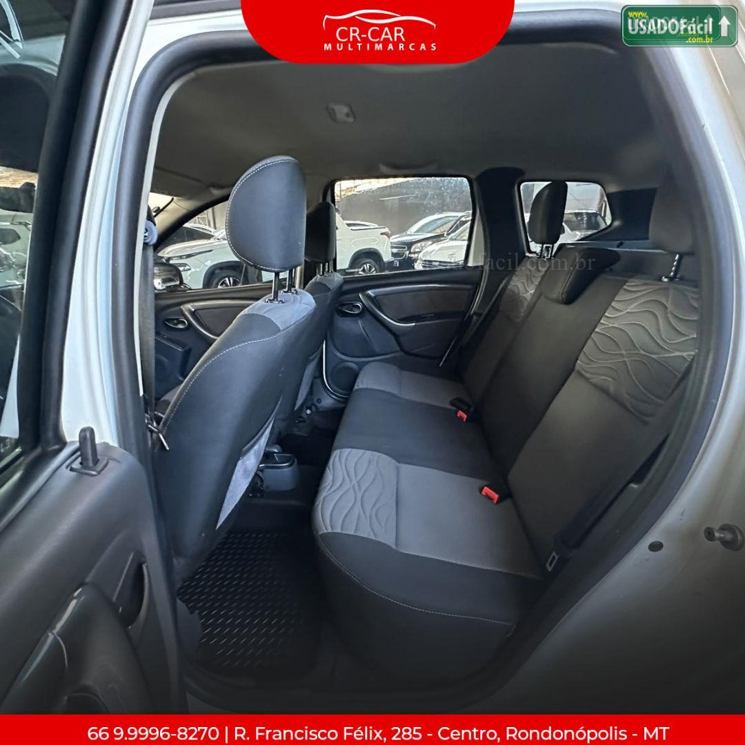 RENAULT Duster Techroad 2.0 Mecânico Hi-Flex 2013/2014 — foto 11 de 15