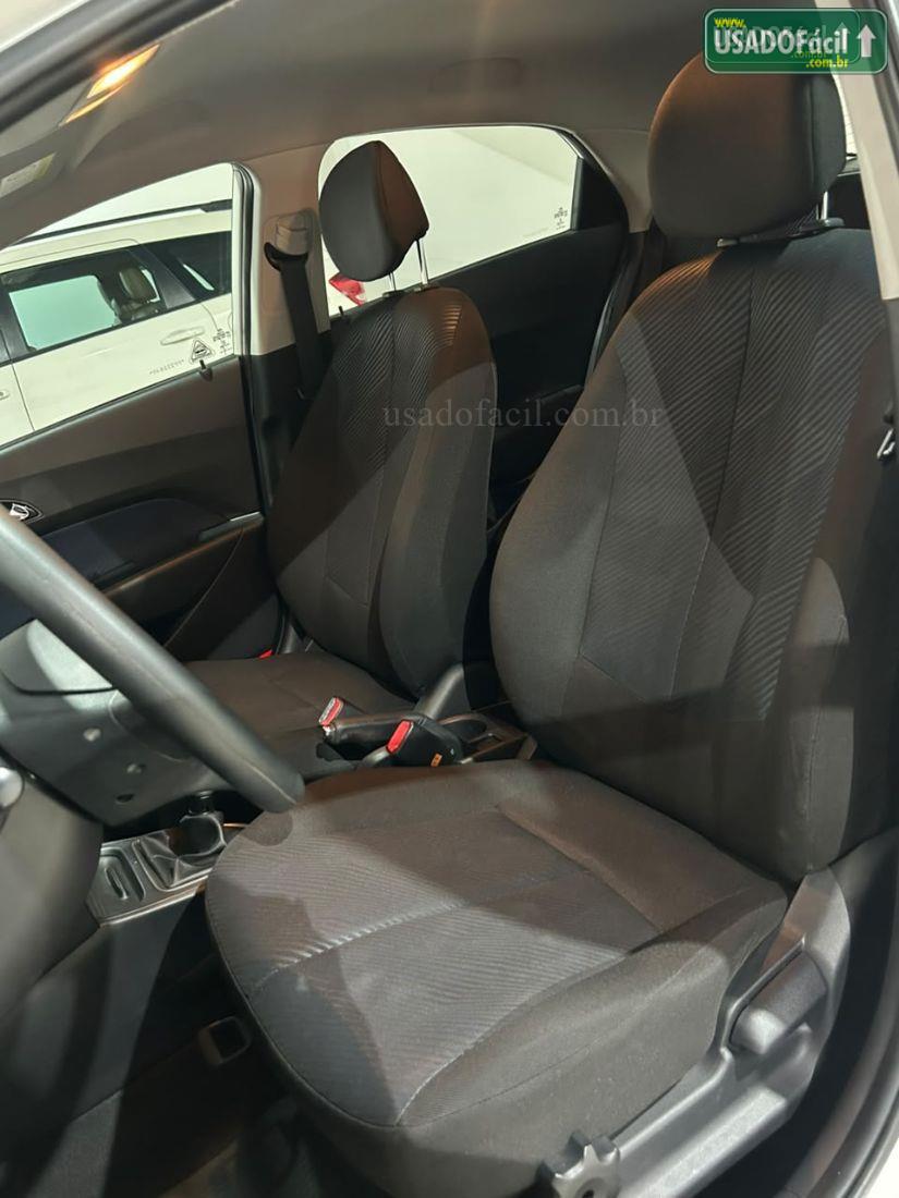 HYUNDAI HB20 Comfort 1.6 Mecânico Flex 2014/2015 — foto 12 de 22