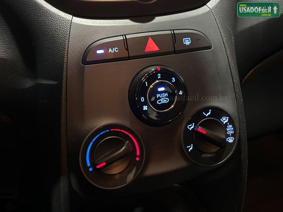 HYUNDAI HB20 Comfort 1.6 Mecânico Flex 2014/2015 — foto 17 de 22