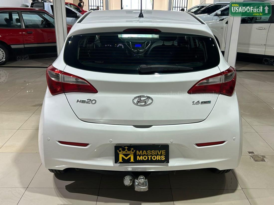 HYUNDAI HB20 Comfort 1.6 Mecânico Flex 2014/2015 — foto 6 de 22