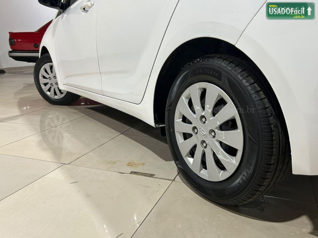 HYUNDAI HB20 Comfort 1.6 Mecânico Flex 2014/2015 — foto 8 de 22