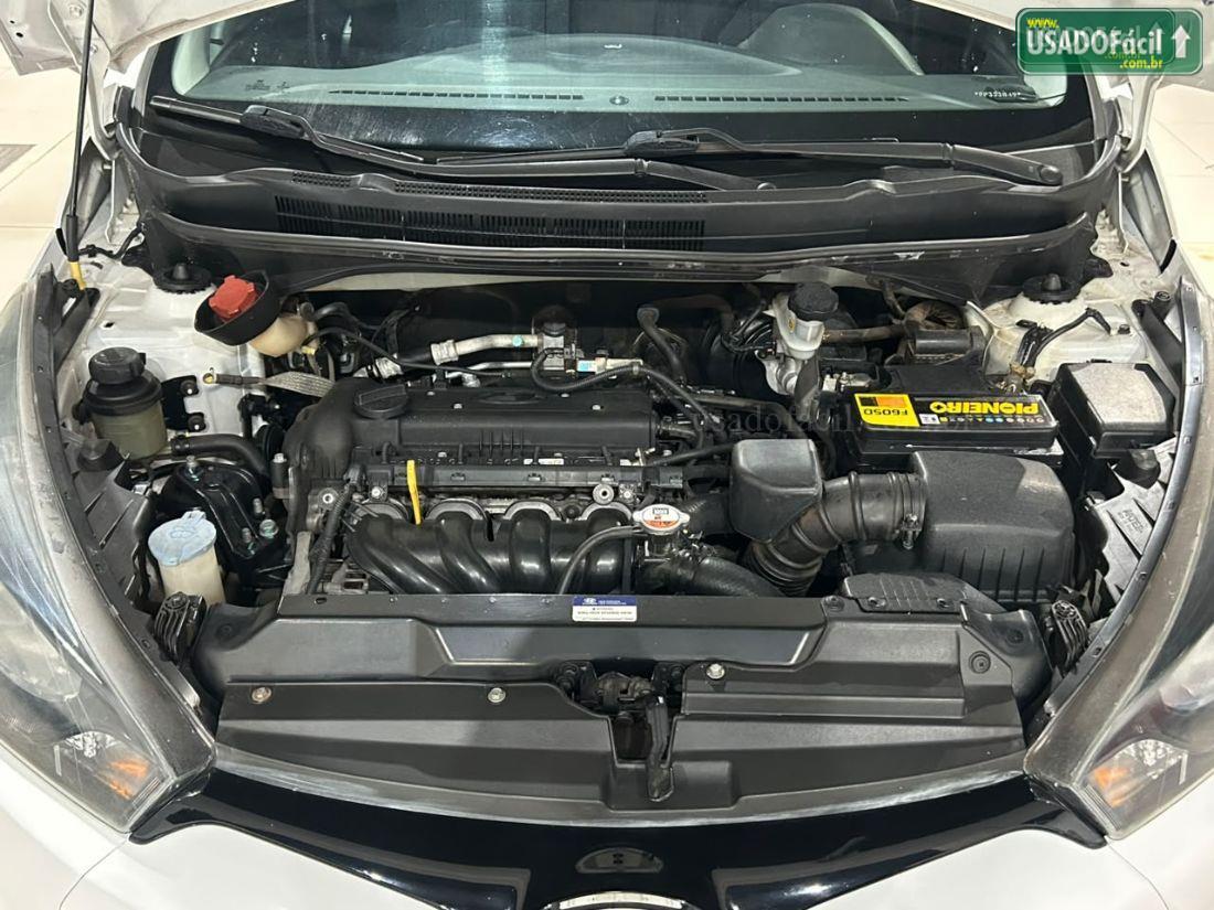 HYUNDAI HB20 Comfort 1.6 Mecânico Flex 2014/2015 — foto 9 de 22