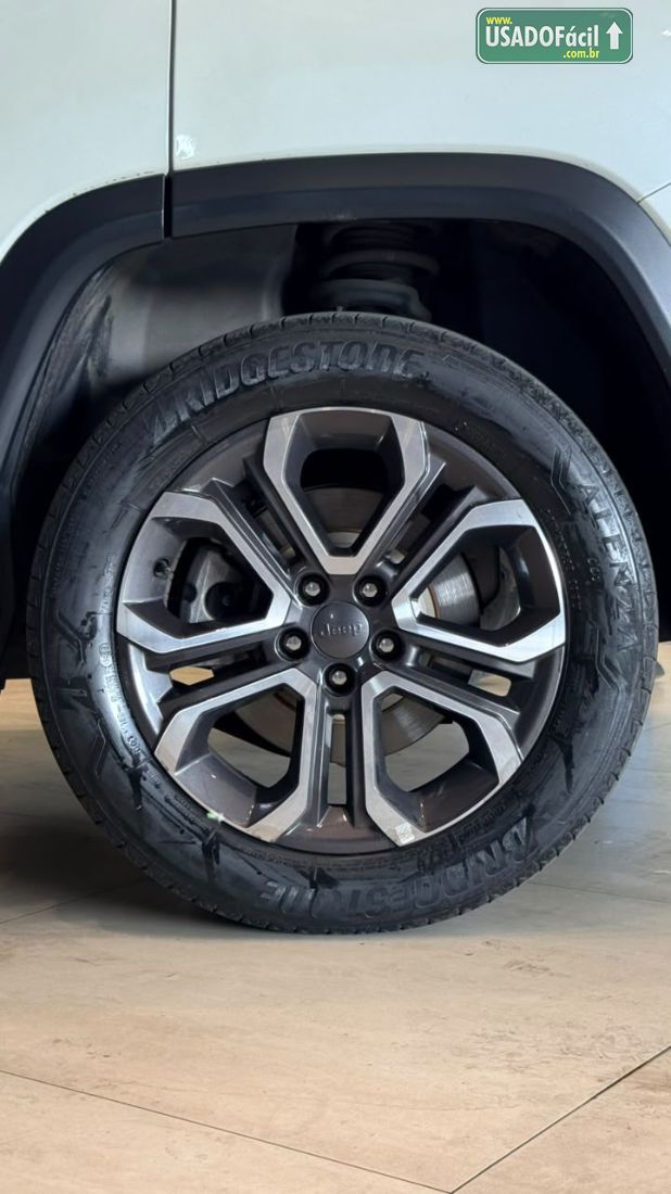 Jeep Commander Limited T270 1.3 Turbo Automático Flex 2022/2022 — foto 14 de 14