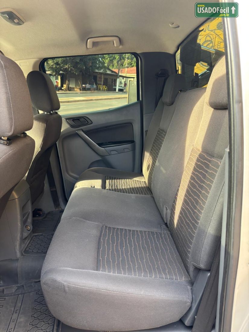 Ford Ranger XLS CD 2.2 4x4 Mecânico Diesel 2015/2016 — foto 12 de 13