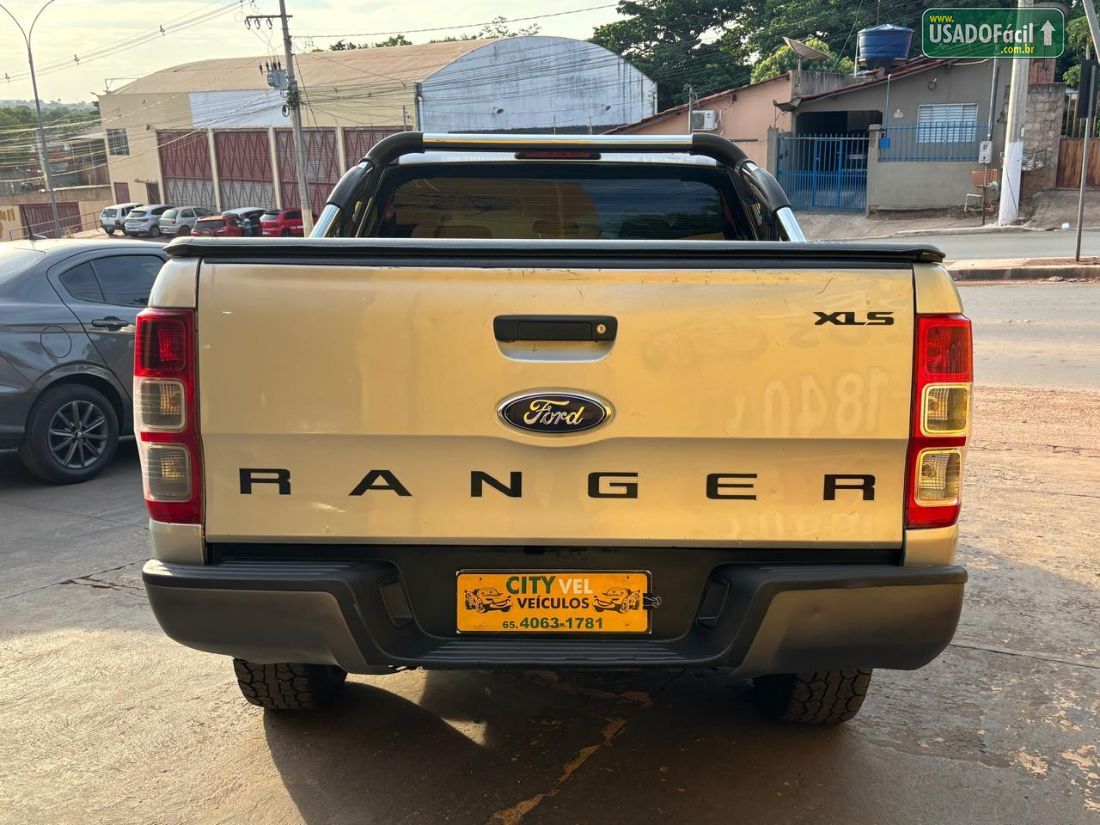 Ford Ranger XLS CD 2.2 4x4 Mecânico Diesel 2015/2016 — foto 5 de 13