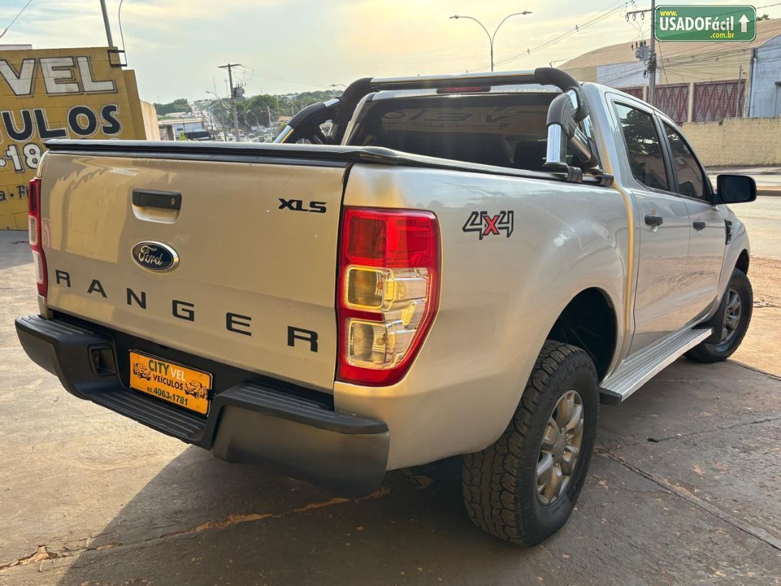 Ford Ranger XLS CD 2.2 4x4 Mecânico Diesel 2015/2016 — foto 6 de 13