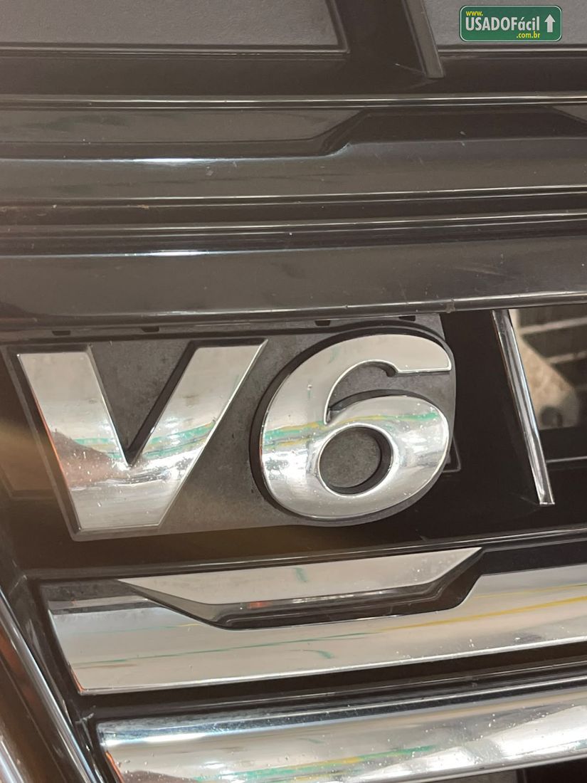 Volkswagen Amarok Comfortline 3.0 V6 4X4 TDI Automático Diesel 2022/2022 — foto 5 de 23