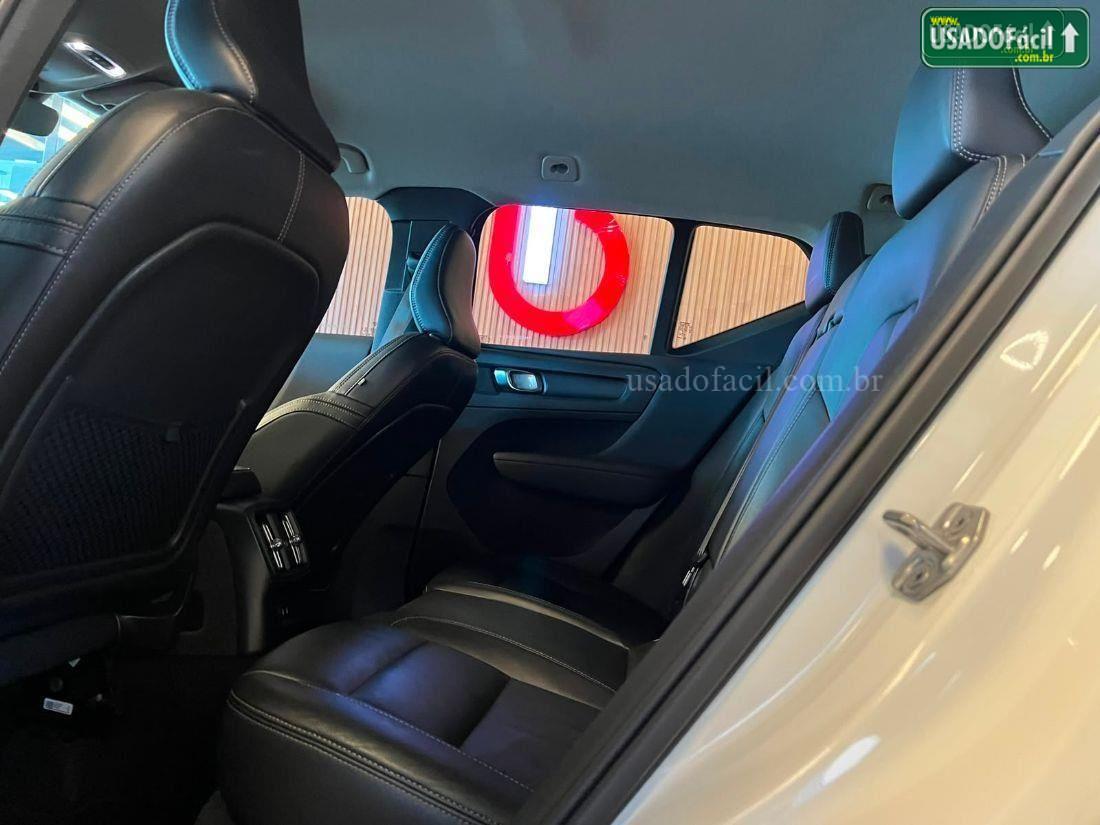 VOLVO Volvo XC 40 T-5 Inscription Expression 1.5 FWD Híbrido 2021/2022 — foto 9 de 15