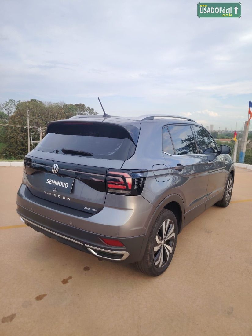 Volkswagen T-Cross Highline 250 TSI 1.4 Automático Flex 2020/2021 — foto 4 de 6