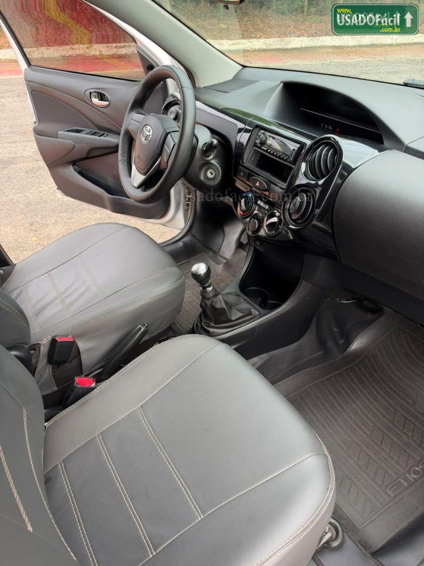 TOYOTA Etios Sedan X 1.5 Mecânico Flex 2016/2017 — foto 7 de 9