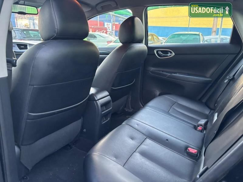 Nissan Sentra SV 2.0 Automático Flex 2016/2017 — foto 10 de 20
