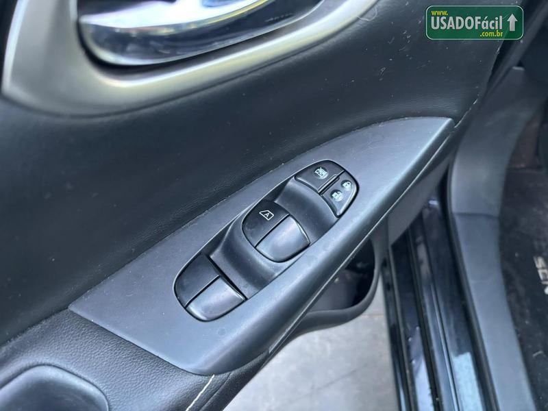 Nissan Sentra SV 2.0 Automático Flex 2016/2017 — foto 17 de 20