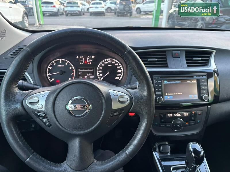 Nissan Sentra SV 2.0 Automático Flex 2016/2017 — foto 18 de 20