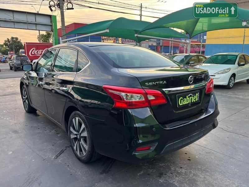 Nissan Sentra SV 2.0 Automático Flex 2016/2017 — foto 4 de 20